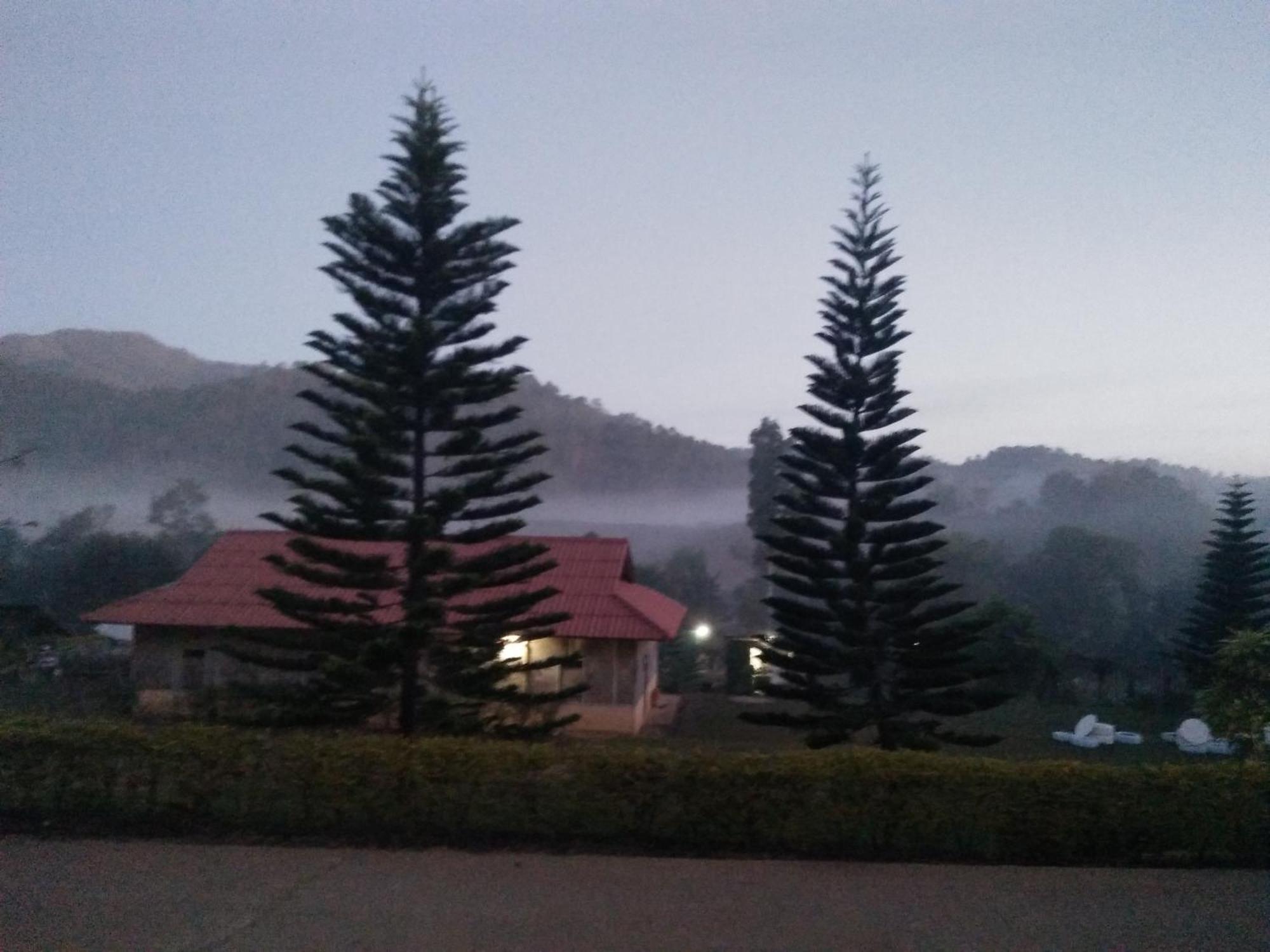 Mong Homestay Resort Pang Ung Екстер'єр фото